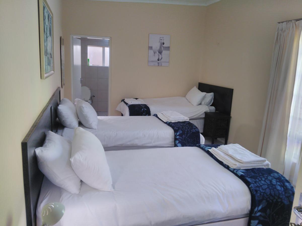 Backpackers Connection @ Jnb Airport Albergue Benoni Exterior foto